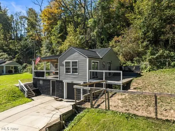 213 BENNETT DRIVE, Weirton, WV 26062