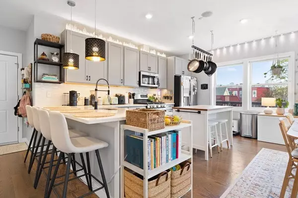 10 Ruthven Park #3, Boston, MA 02121