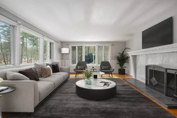 80 Suomi Rd, Pembroke, MA 02359