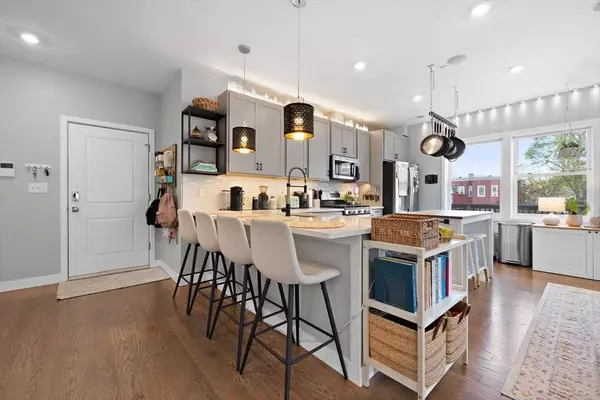 10 Ruthven Park #3, Boston, MA 02121