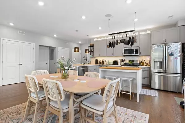 10 Ruthven Park #3, Boston, MA 02121