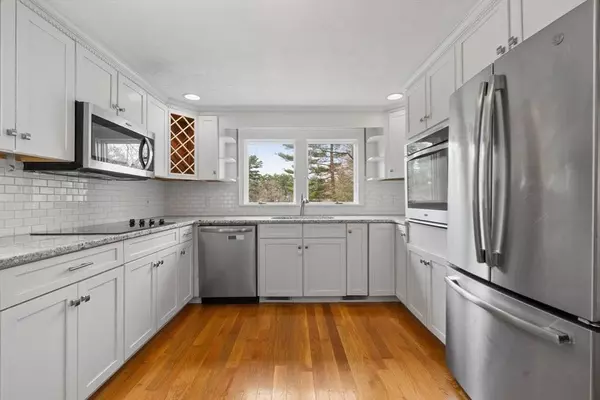 80 Suomi Rd, Pembroke, MA 02359