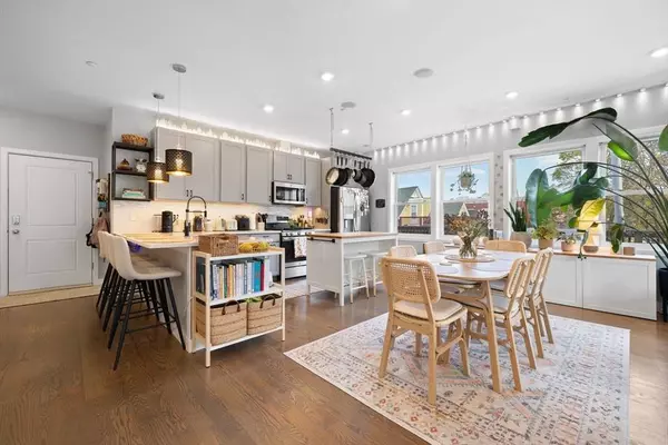 10 Ruthven Park #3, Boston, MA 02121