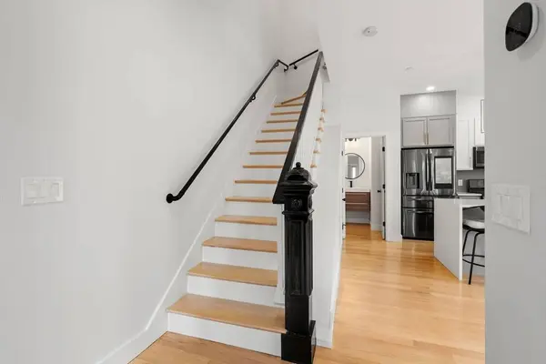 23 Folsom St #1, Boston, MA 02125