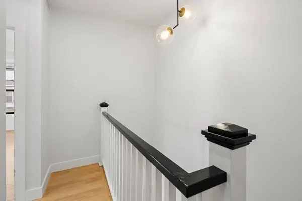 23 Folsom St #1, Boston, MA 02125