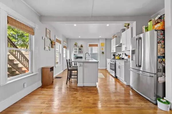 10 Atkins Ave, Lynn, MA 01904