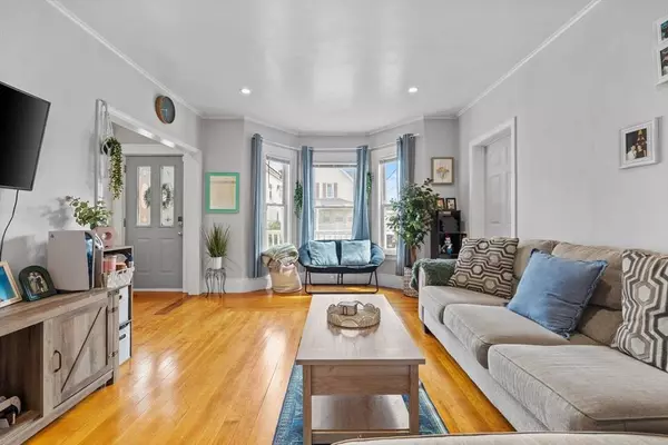 10 Atkins Ave, Lynn, MA 01904