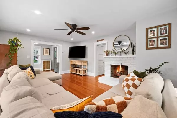 121 West St, Braintree, MA 02184