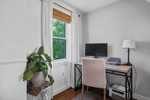 3 Short Street Pl, Boston, MA 02129