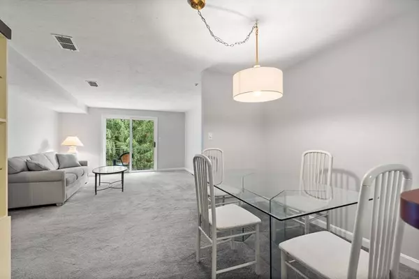 346 Neponset St #K, Canton, MA 02021