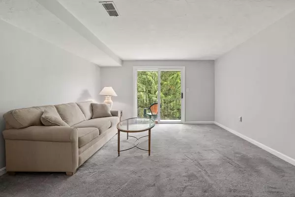 346 Neponset St #K, Canton, MA 02021