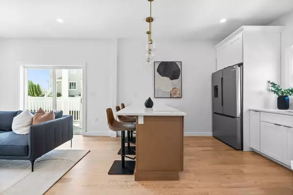 12 Sewall Ave #2B, Winthrop, MA 02152