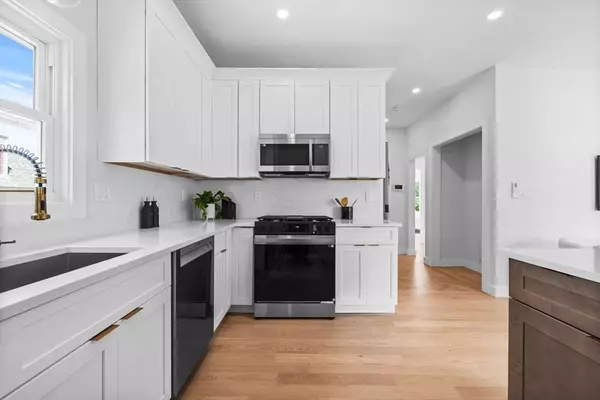 12 Sewall Ave #2B, Winthrop, MA 02152