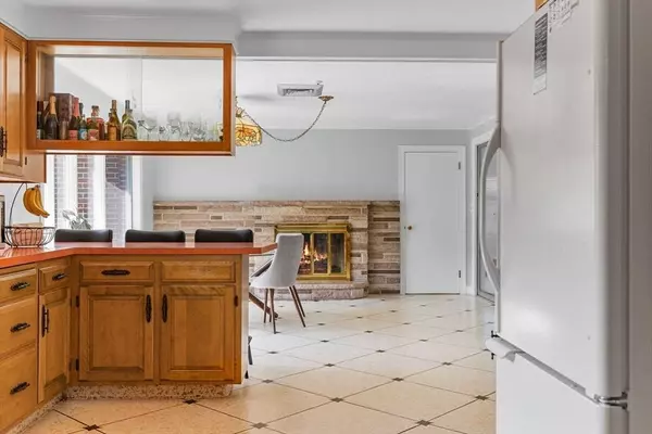 63 Sears Rd, Milton, MA 02186