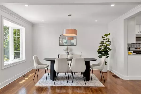 28 Raymond St, Medford, MA 02155