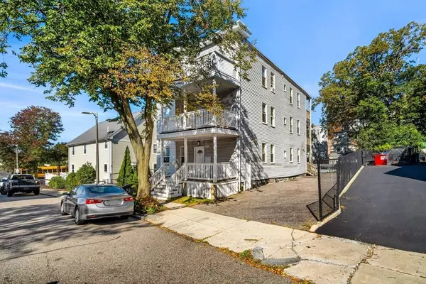 81 Kingsdale St, Boston, MA 02124