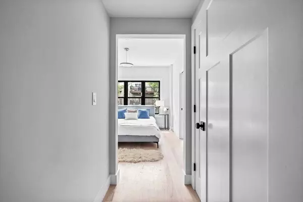 198 Bowen #1, Boston, MA 02127