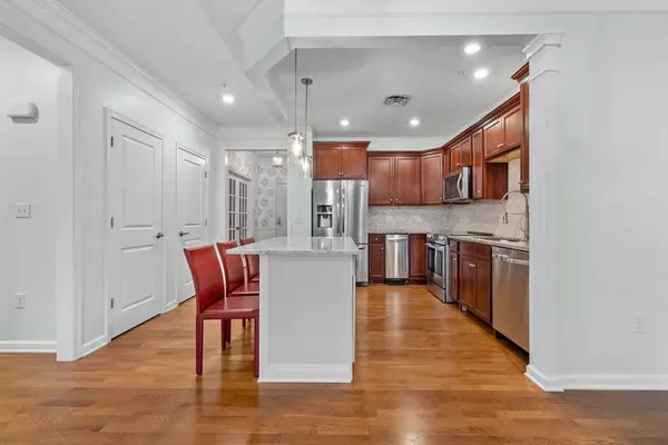 130 Trotter Rd #1211, Weymouth, MA 02190