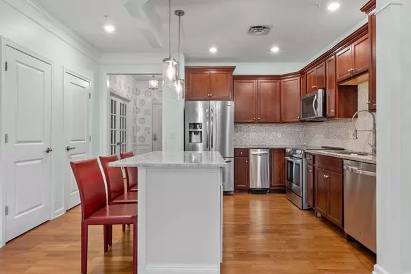 130 Trotter Rd #1211, Weymouth, MA 02190