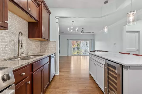 130 Trotter Rd #1211, Weymouth, MA 02190