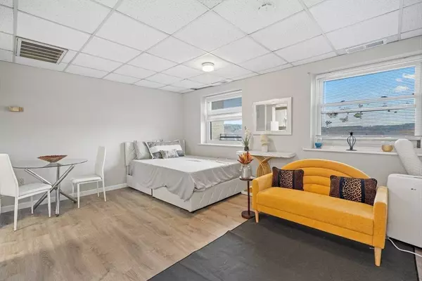 340 Main Street #705, Melrose, MA 02176