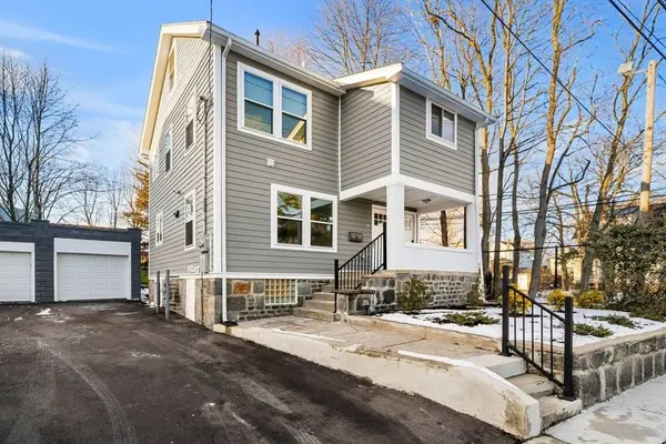 8 Faunce Rd #A, Boston, MA 02126