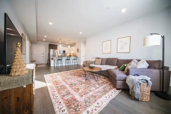 2 Cliveden St #505E, Quincy, MA 02169