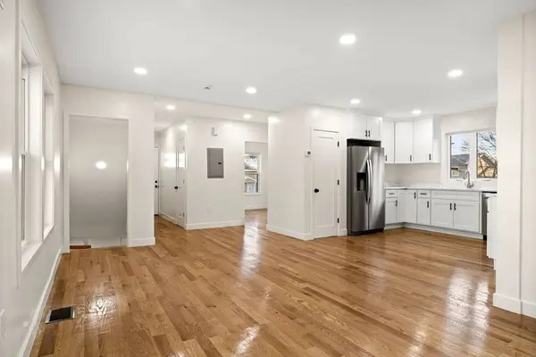 8 Faunce Rd #A, Boston, MA 02126