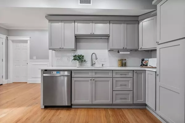 52 Lithgow St #2, Boston, MA 02124