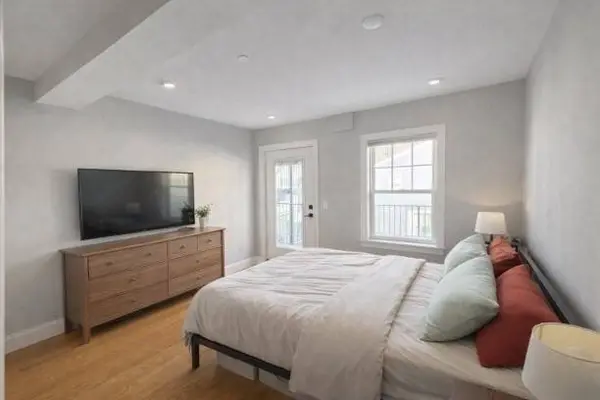 33 Boardman Street #2, Boston, MA 02128