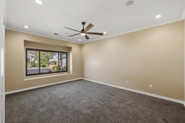 201 Shadow Point DR, St George, UT 84770