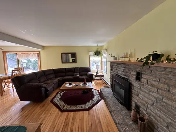 677 Prospect ST, Champlain, NY 12919
