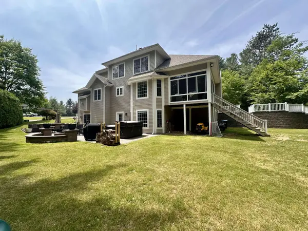 28 Twin Creek DR, Peru, NY 12972