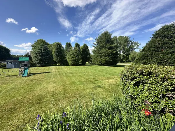 31 Ormsby CIR, Peru, NY 12972