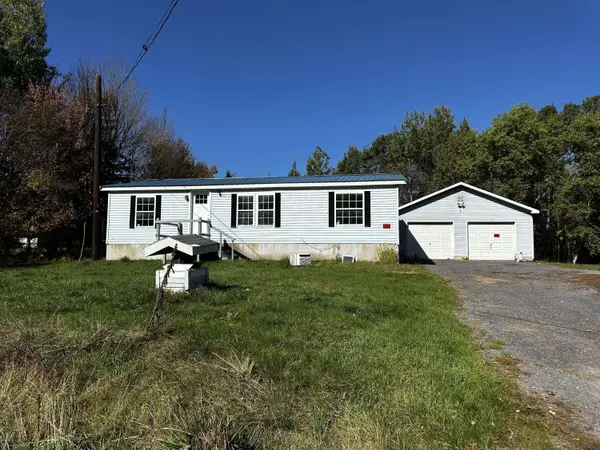 3489/3493 Silver Lake RD, Saranac, NY 12981