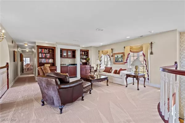 1 RIVERSIDE DR, New Cumberland, WV 26047