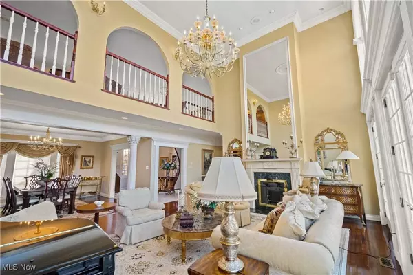 1 RIVERSIDE DR, New Cumberland, WV 26047