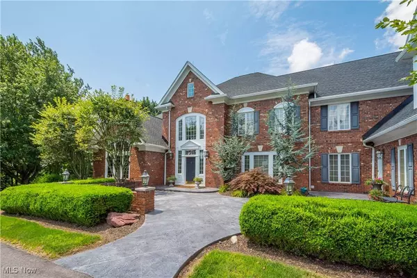 1 RIVERSIDE DR, New Cumberland, WV 26047