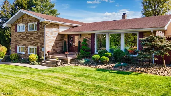 227 Vine ST, Follansbee, WV 26037