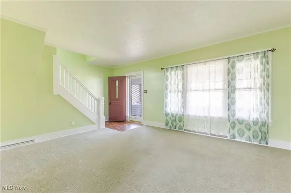 3724 Brightway ST, Weirton, WV 26062