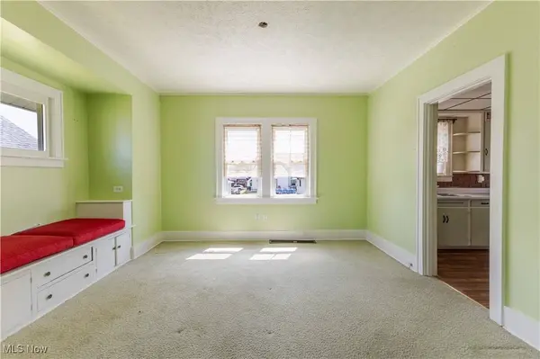 3724 Brightway ST, Weirton, WV 26062