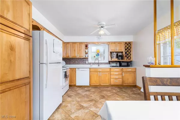 330 Patricia AVE, Weirton, WV 26062