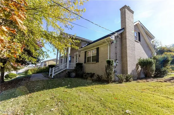 124 Wares DR, Weirton, WV 26062