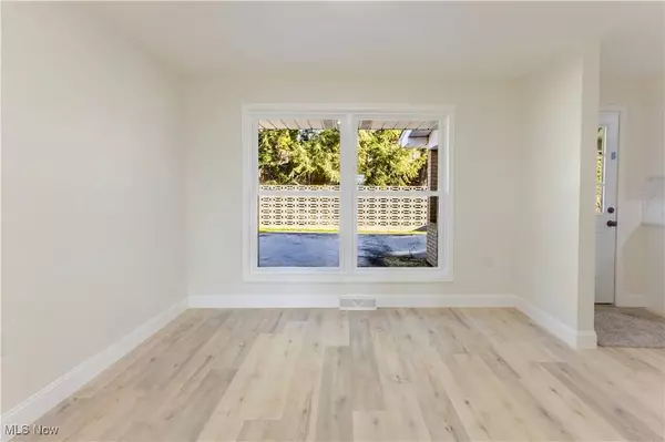 211 Donnell ST, Weirton, WV 26062