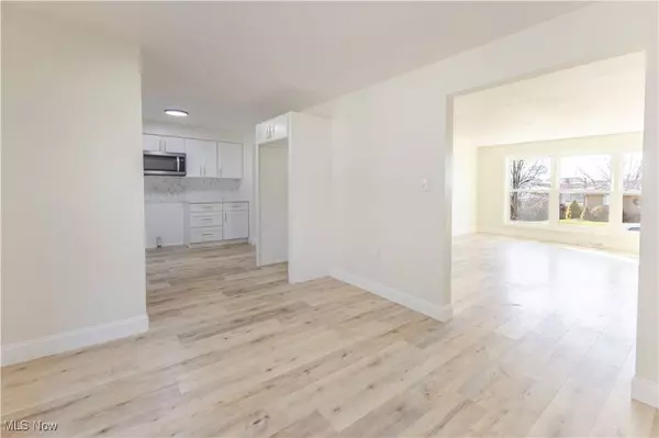 211 Donnell ST, Weirton, WV 26062