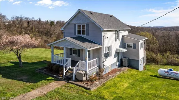 910 Morton Hill RD, Colliers, WV 26035