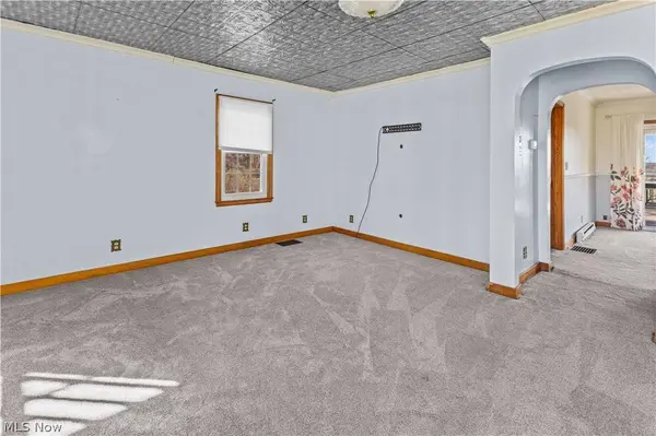 910 Morton Hill RD, Colliers, WV 26035