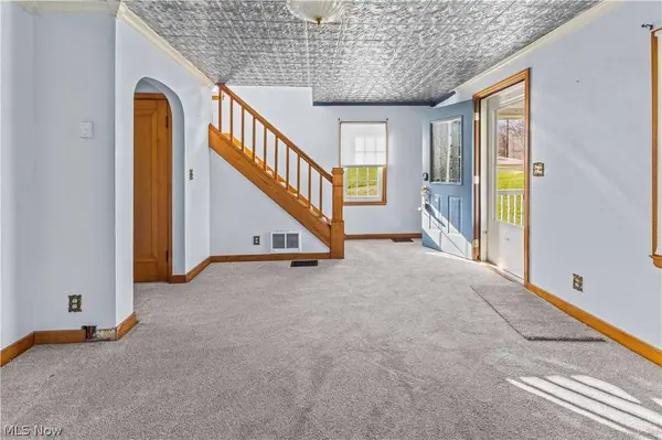 910 Morton Hill RD, Colliers, WV 26035