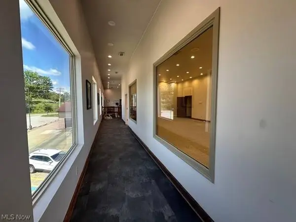 210 Three Springs DR, Weirton, WV 26062