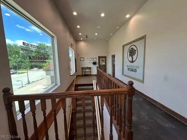 210 Three Springs DR, Weirton, WV 26062